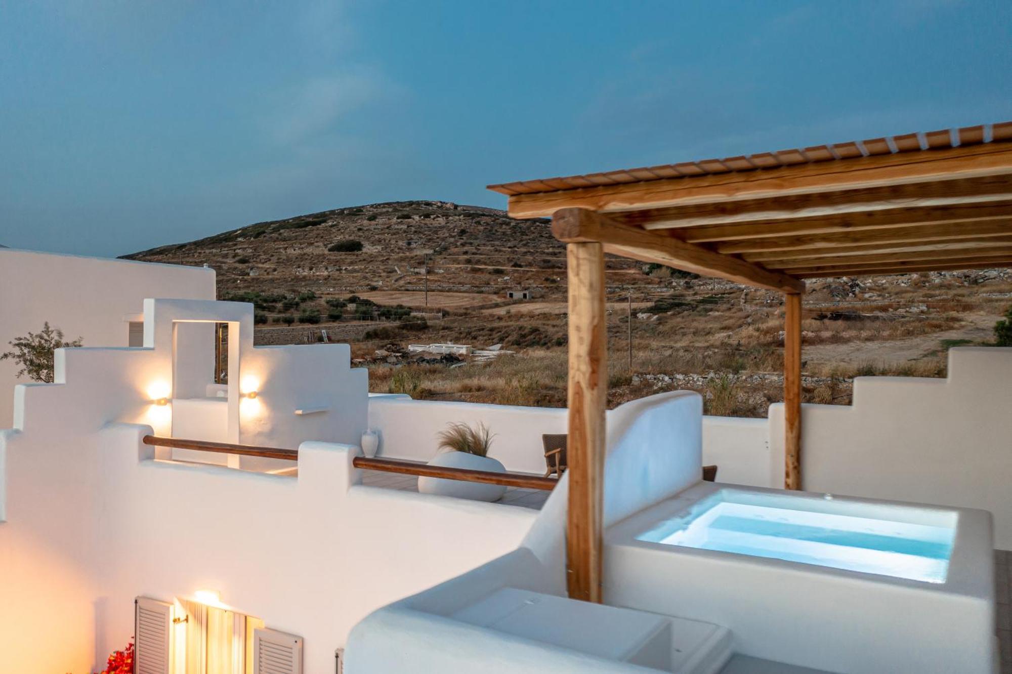 Ariadne'S Crown Luxury Suites With Private Pool Vívlos المظهر الخارجي الصورة